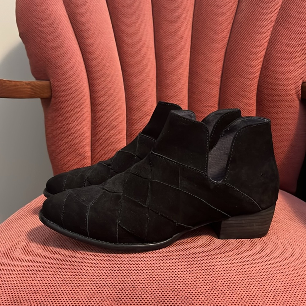 Seychelles Suede Boots
